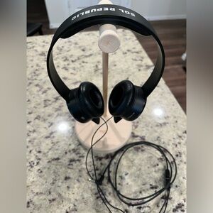SOL REPUBLIC Black On-Ear Headphones